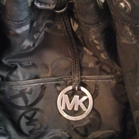 Michael Kors Zebra Print Bag - Picture 8 of 10